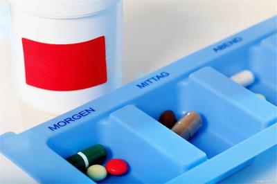 CDE生物藥&ldquo;一致性評(píng)價(jià)&rdquo;規(guī)則來(lái)了!萬(wàn)億醫(yī)藥市場(chǎng)或?qū)⒂瓉?lái)巨變